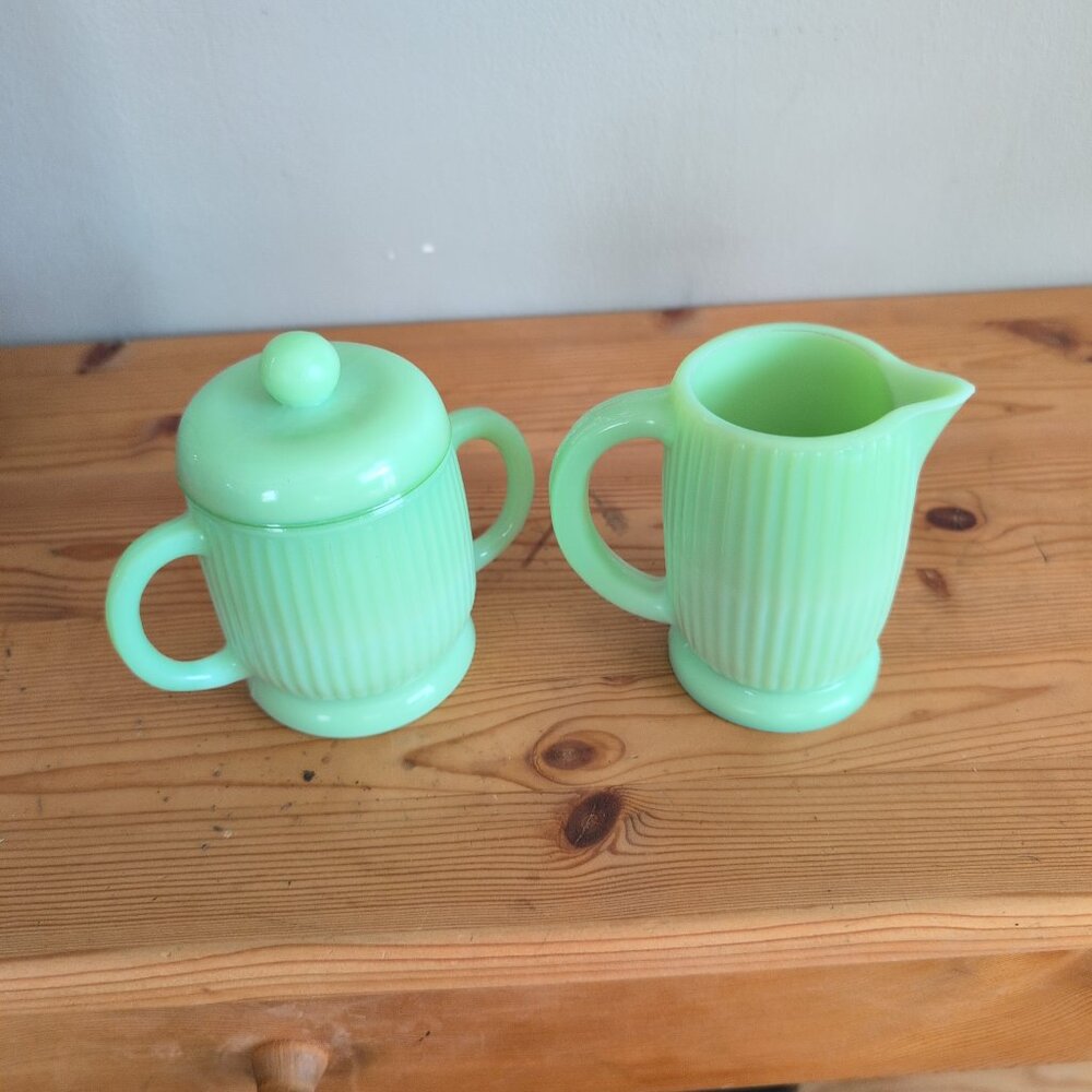 Vintage Jaedite Sugar Bowl With Lid And Creamer - Picture 8 of 8